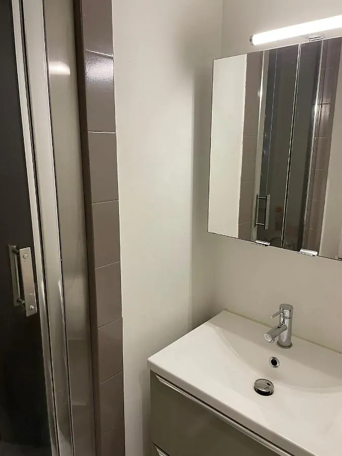 Appartement Studio Dsok Marina à Villeneuve-Loubet 0*,
